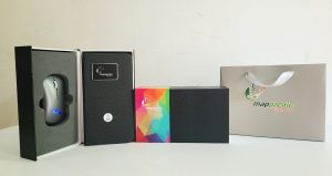 Gift set Chuột Và Lót Chuột Kiêm Sạc Không Dây Logo Phát Sáng Map Pacific