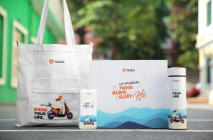 Gift Set Quà Tặng Pin Dự Phòng, Túi Canvas, Bình Giữ Nhiệt In Logo Yadea