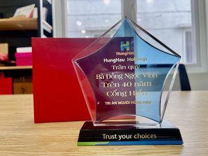 Kỷ Niệm Chương In Theo Yêu Cầu Công Ty Hùng Hậu