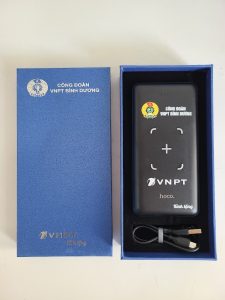 Pin dự phòng Hoco in logo Công đoàn VNPT Bình Dương Quà tặng công nghệ doanh nghiệp