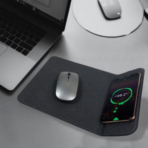 Miếng lót chuột tích hợp sạc không dây tốc độ cao 15W