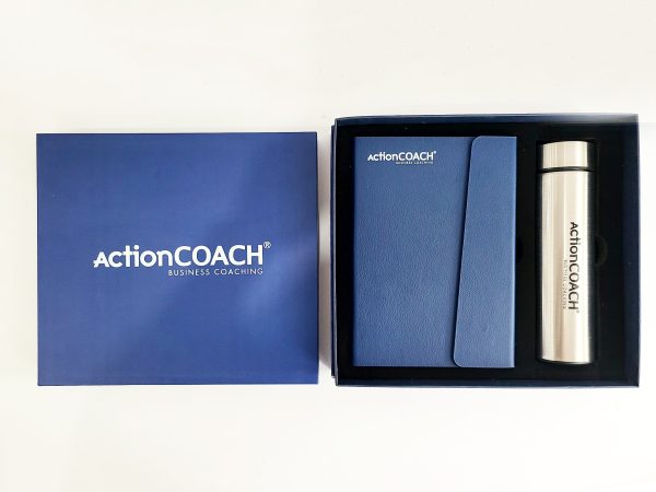 Bộ quà tặng bình giữ nhiệt và sổ bìa da in logo Action Coach