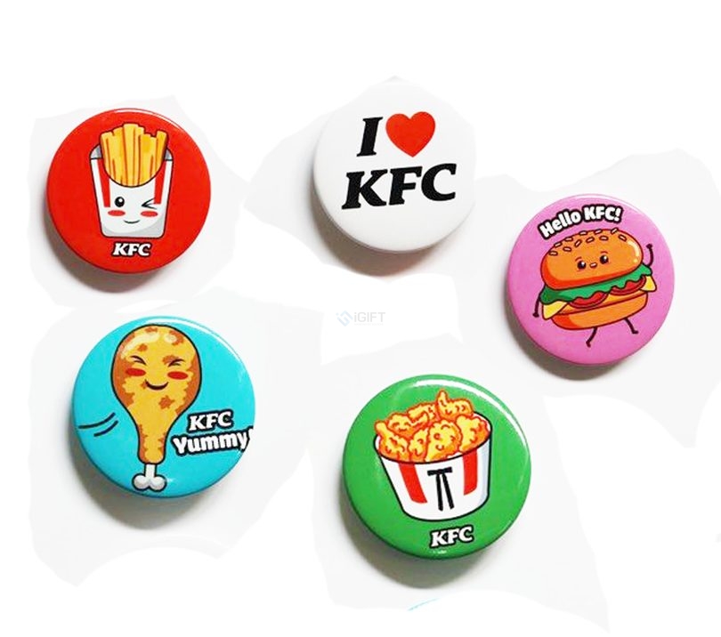 Huy hiệu cài áo in logo KFC Quà tặng công nghệ doanh nghiệp