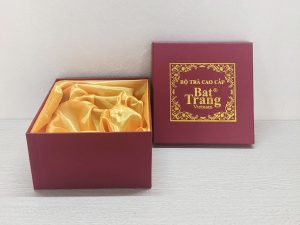 BỘ ẤM CHÉN IN LOGO DOANH NGHIỆP CHỈ TỪ 300K Quà tặng công nghệ doanh nghiệp