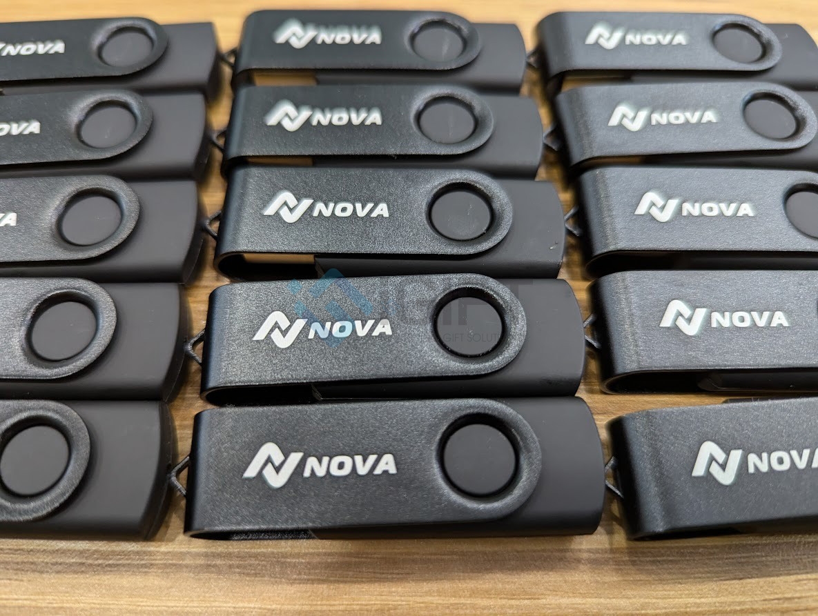 USB in logo Nova Group Quà tặng công nghệ doanh nghiệp