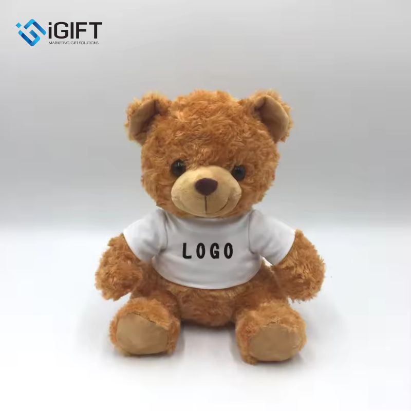 Gấu bông in logo - Giải pháp quà tặng doanh nghiệp tinh tế và hiệu quả 3 gấu bông mặc áo in logo công ty