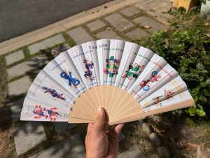 Quạt Giấy In Logo Theo Yêu Cầu Công Ty Tam Sơn