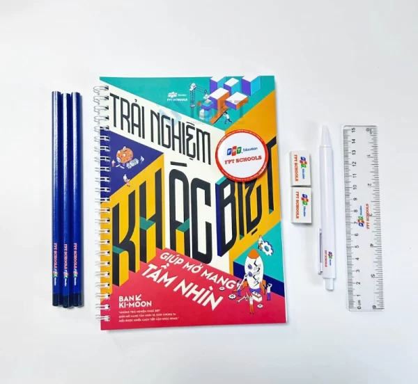 Bộ quà tặng dụng cụ học tập in logo FPT Schools