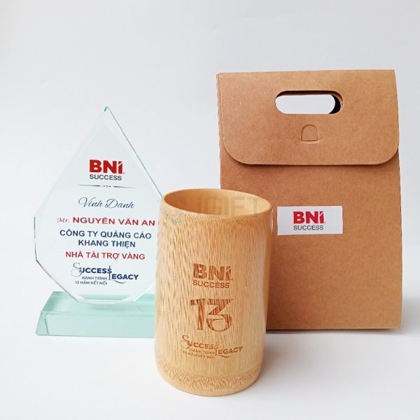 Cốc tre khắc logo theo yêu cầu