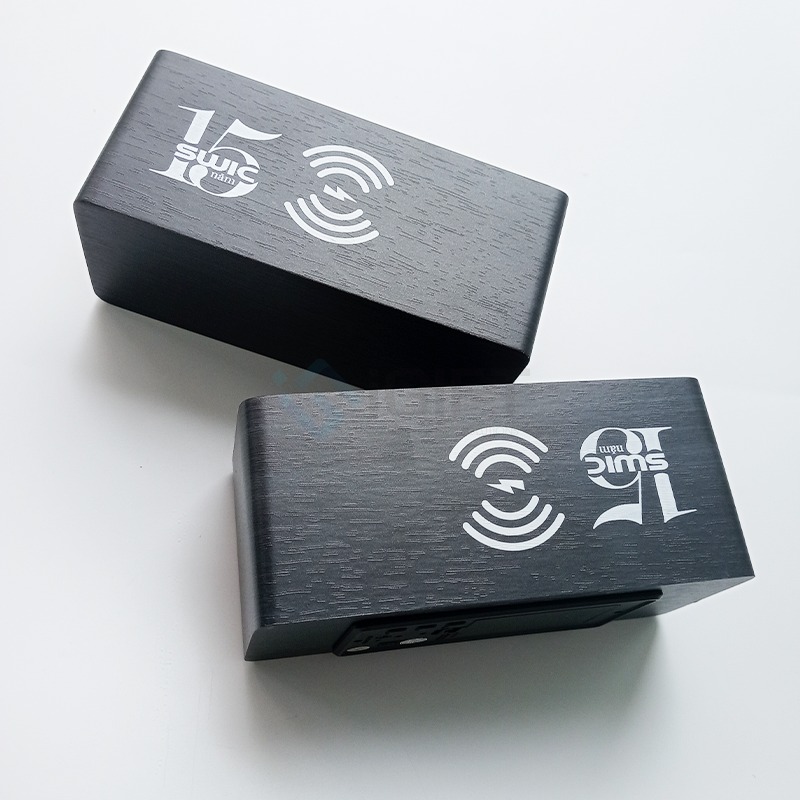 Set quà tặng sự kiện - Đồng hồ đa năng in logo theo yêu cầu 1 Set quà tặng sự kiện - Đồng hồ đa năng in logo theo yêu cầu Quà tặng công nghệ doanh nghiệp