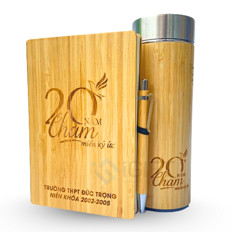 Set quà tặng eco - Khắc logo theo yêu cầu 1 Set quà tặng eco - Khắc logo theo yêu cầu Quà tặng công nghệ doanh nghiệp