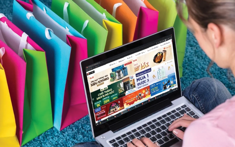 Quà tặng in logo – Đòn bẩy giúp tăng doanh số trên kênh TMĐT Quà tặng công nghệ doanh nghiệp