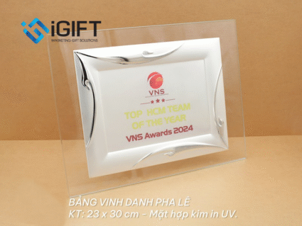 Bảng vinh danh pha lê khen thưởng Quà tặng công nghệ doanh nghiệp
