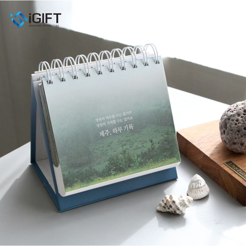 In lịch để bàn theo yêu cầu - Giải pháp quà tặng cá nhân hóa và thương hiệu 2 cac-loai-lich-de-ban-theo-yeu-cau-1