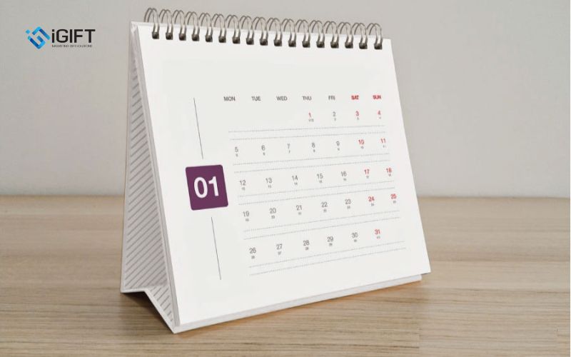 In lịch để bàn theo yêu cầu - Giải pháp quà tặng cá nhân hóa và thương hiệu 1 vi-sao-nen-in-lich-de-ban-theo-yeu-cau