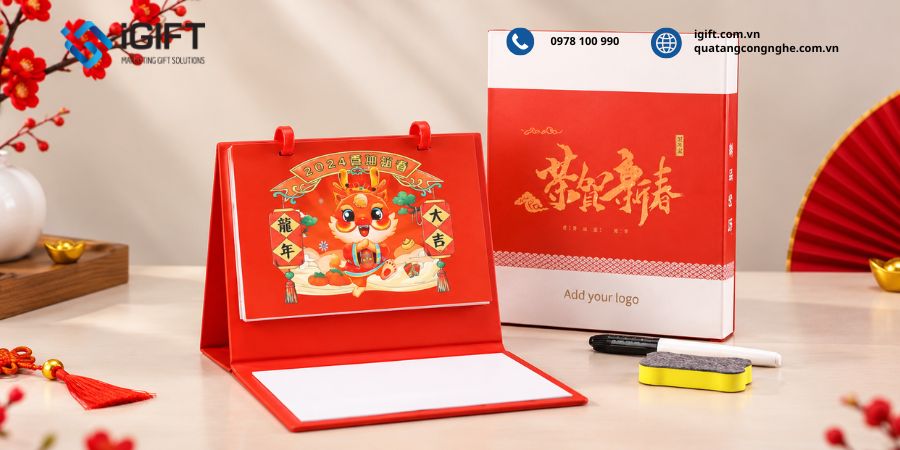 In lịch để bàn chữ M: Kích thước chuẩn & báo giá trọn gói 1 lich-chu-m-la-gi