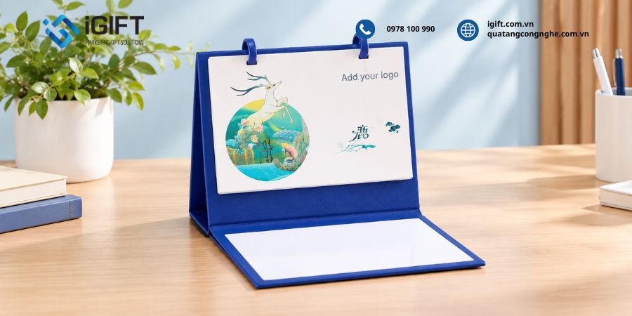 In lịch để bàn chữ M: Kích thước chuẩn & báo giá trọn gói 3 lich-chu-m-lam-qua-tang